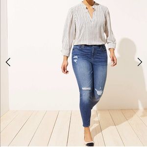 NWT loft plus, distressed blue jeans, size 20